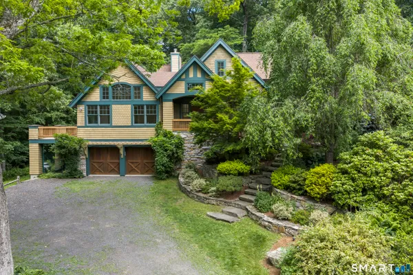 $811,000 | 119 Warwick Road, New Fairfield, CT 06812