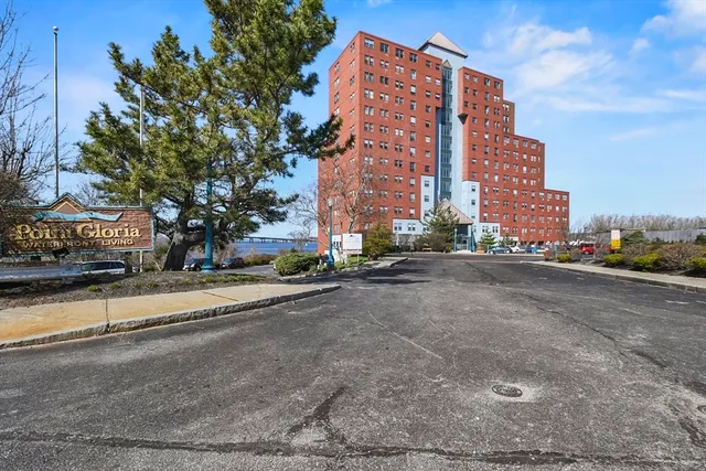 $2,200 | 750 Davol Street, Unit 624, Fall River, MA 02720