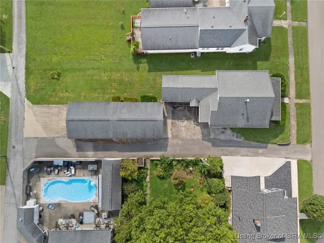 $220,000 | 1516 17th Street, Bedford, IN 47421