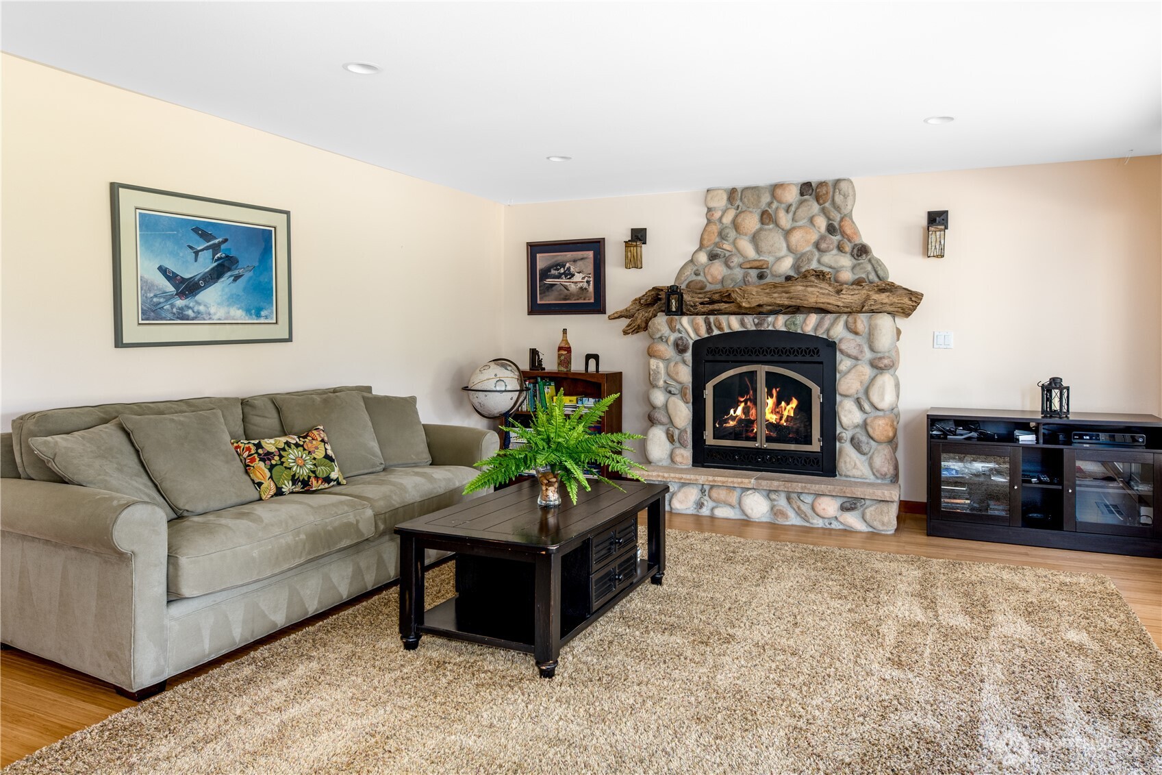 14812 Southeast 170th Street Renton, WA 98058 - Photo 10 of 32 Gallery Image 10