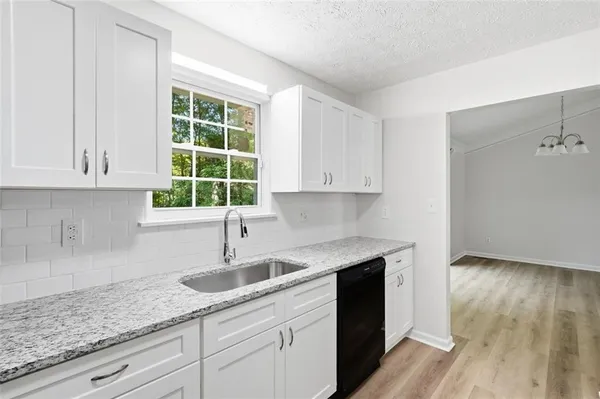 $285,000 | 7145 Stonecreek Drive, Douglasville, GA 30134