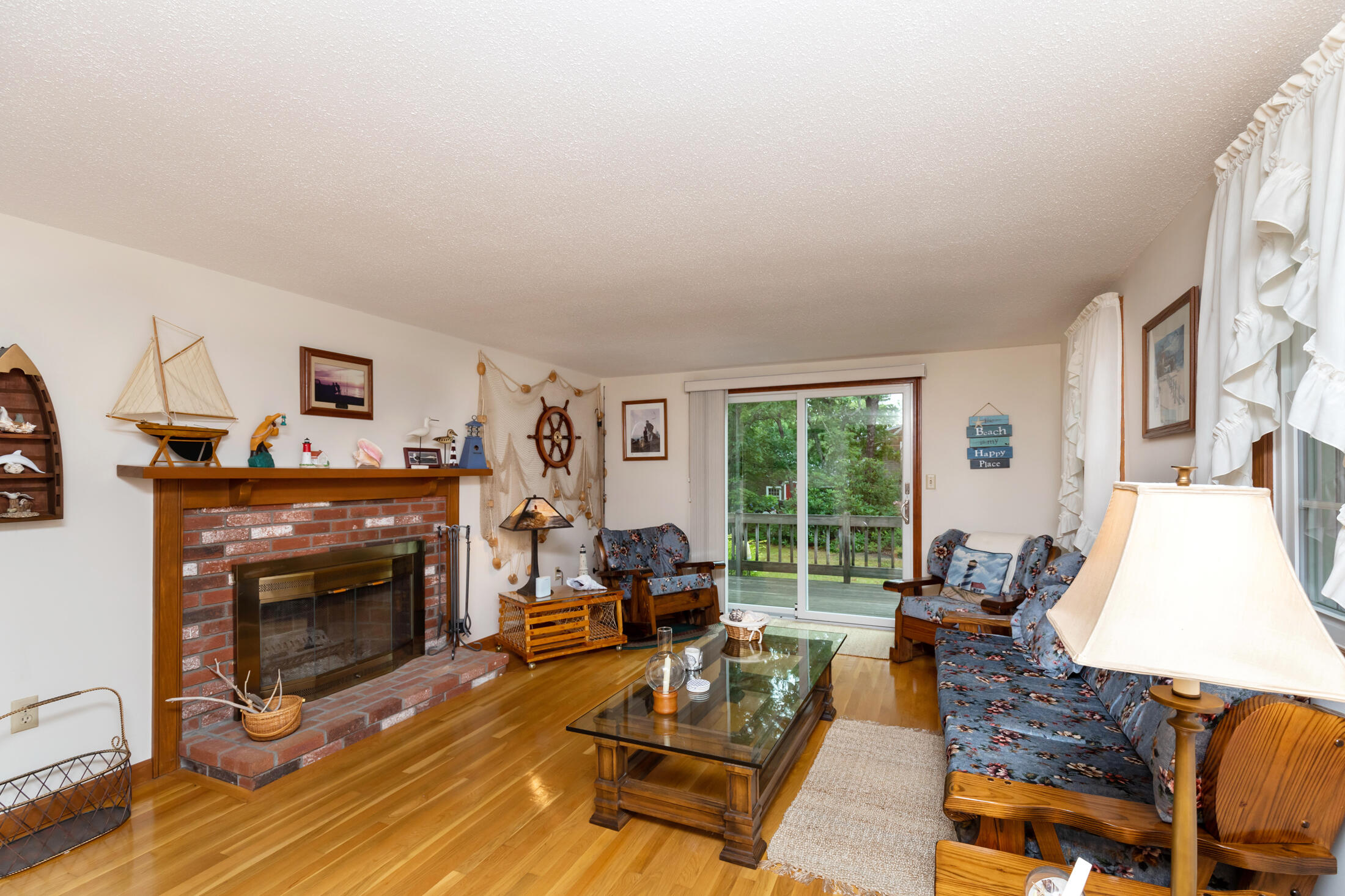 210 Aquinnah Road Eastham, MA 02642 - Photo 11 of 26 05