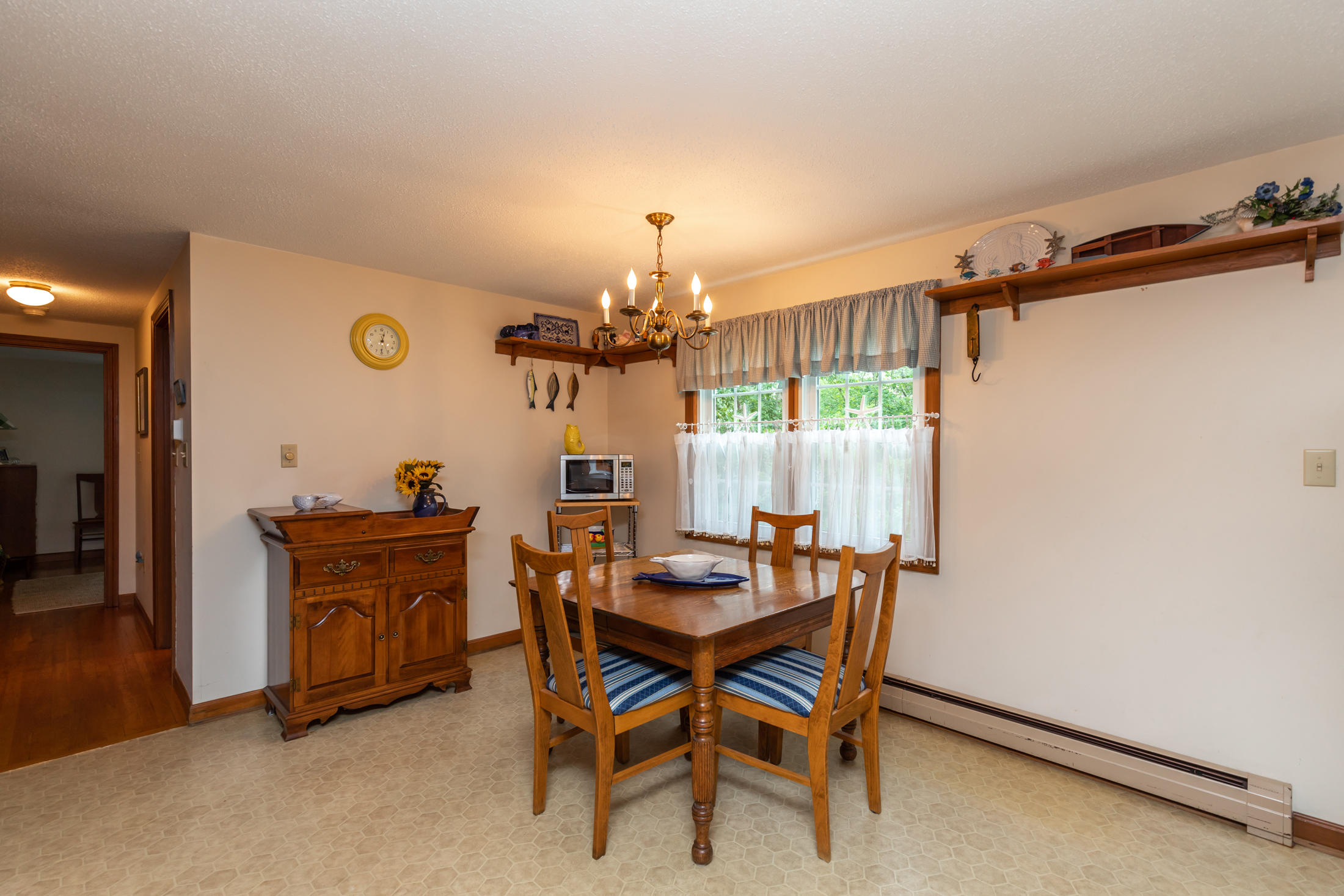 210 Aquinnah Road Eastham, MA 02642 - Photo 10 of 26 20