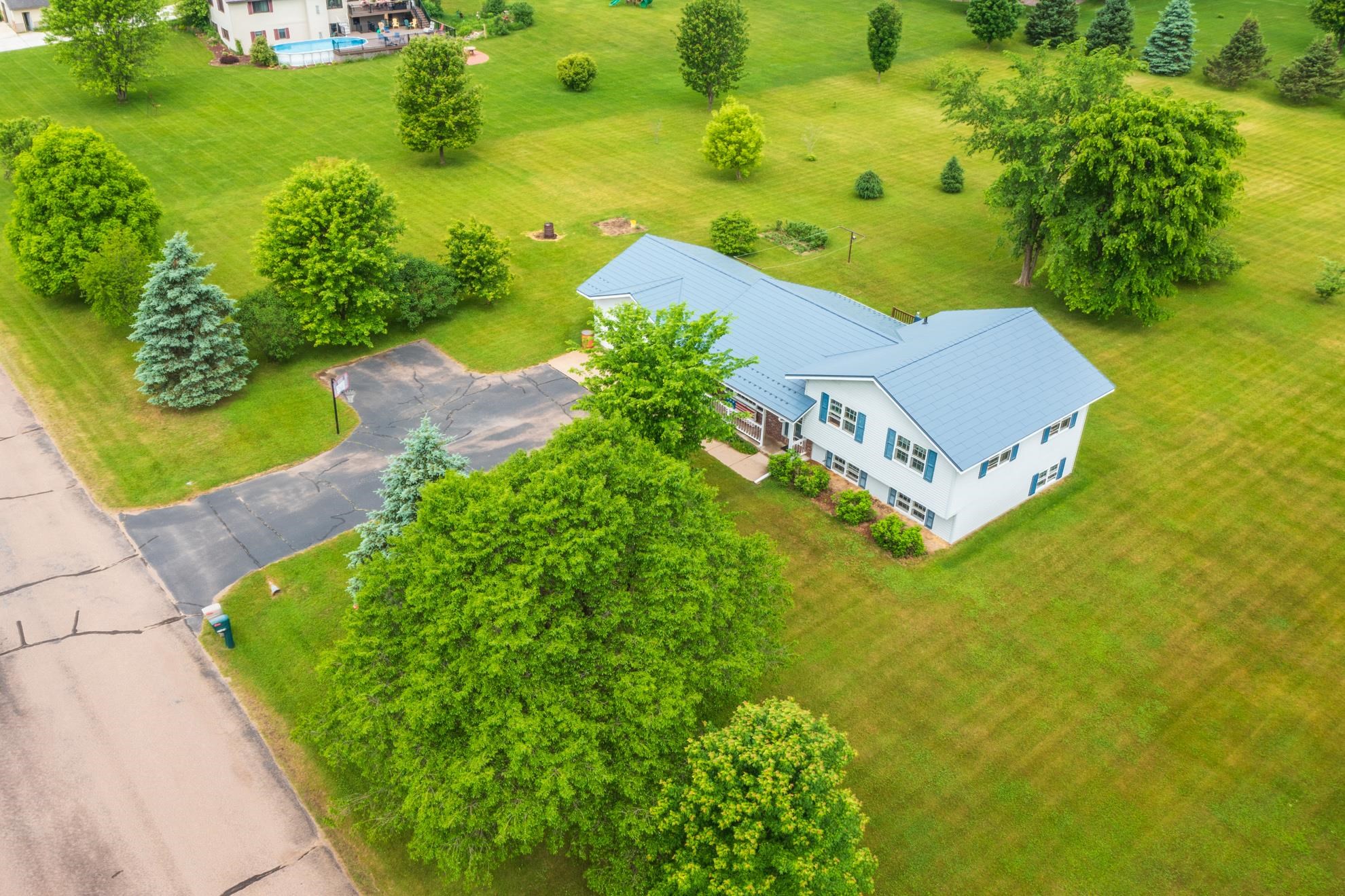 W2530 Violet Lane Merrill, WI 54452 - Photo 6 of 51