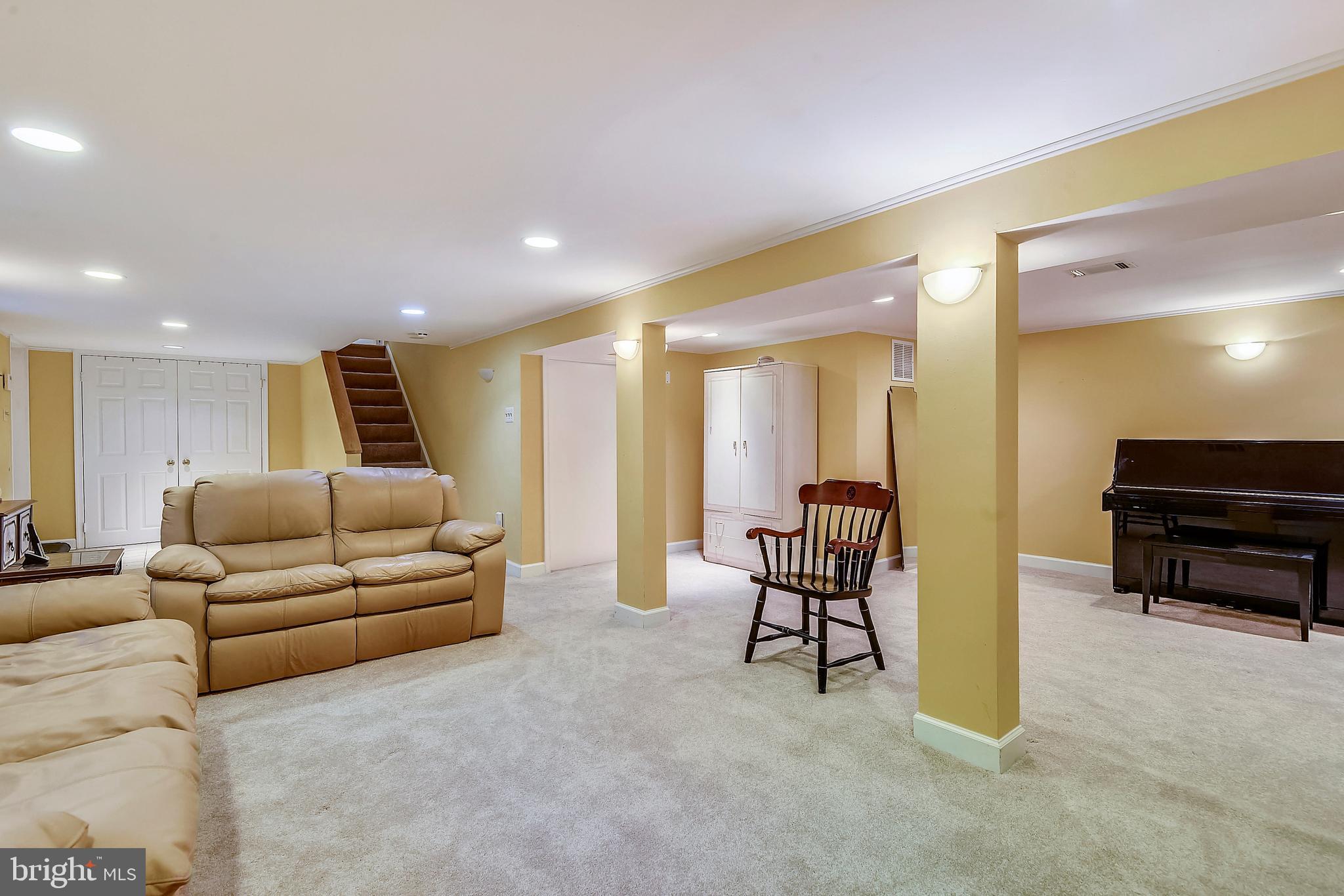 1910 Locust Grove Road Silver Spring, MD 20910 - Photo 31 of 43