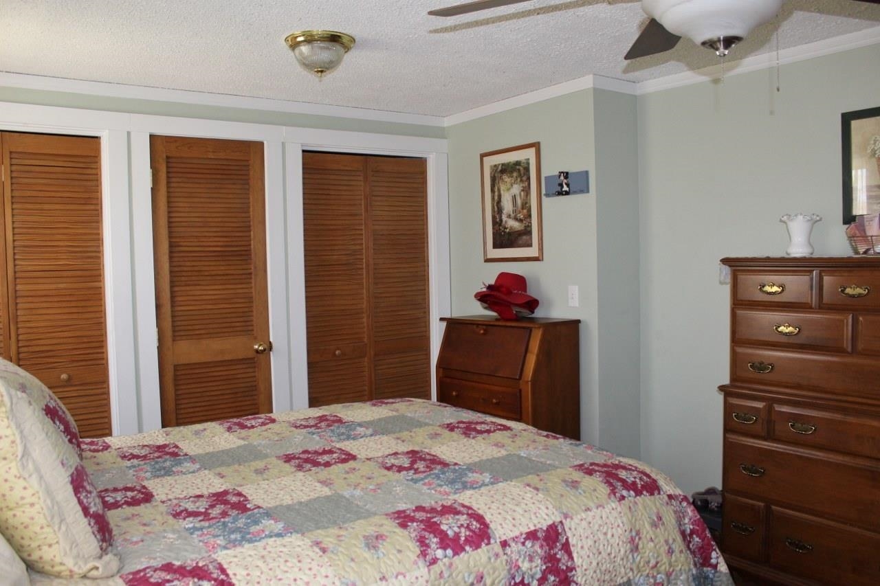 622 Highland Road Springfield, VT 05156 - Photo 19 of 34