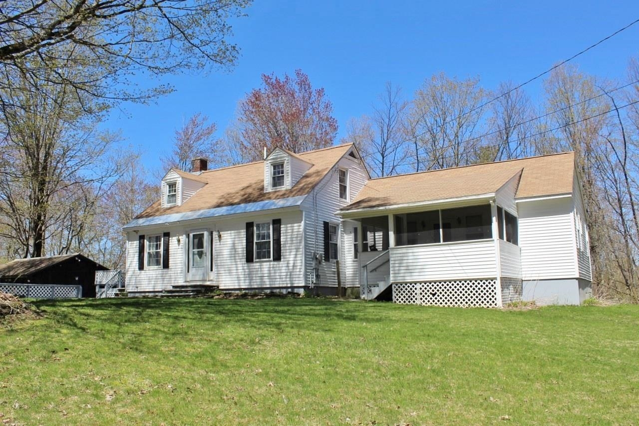 622 Highland Road Springfield, VT 05156 - Photo 9 of 34