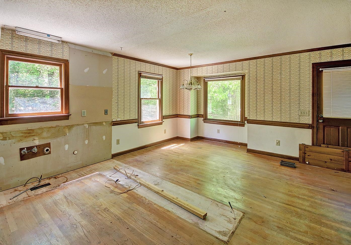 12409 Hardee Road Raleigh, NC 27614 - Photo 11 of 25 Kitchen