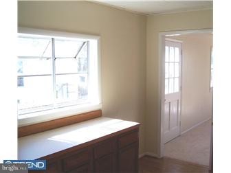 5 Gilmore Road Ewing, NJ 08628 - Photo 5 of 11 View