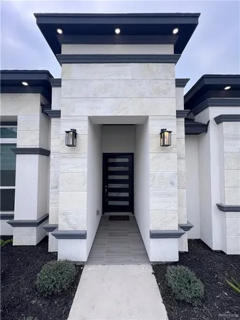 a view of a entryway of the house