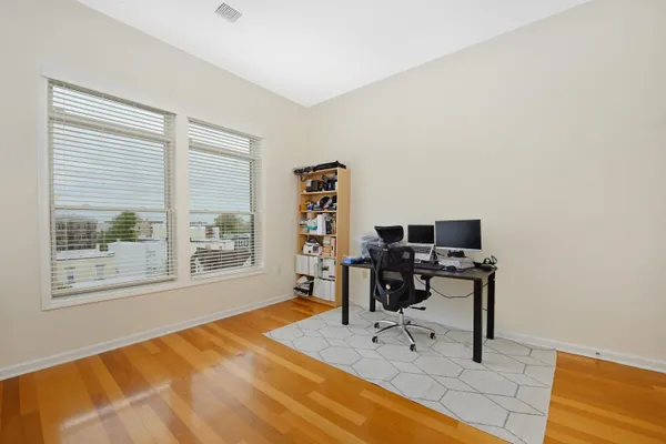 $4,650 | 550 Gregory Avenue, Unit B7, Weehawken, NJ 07086