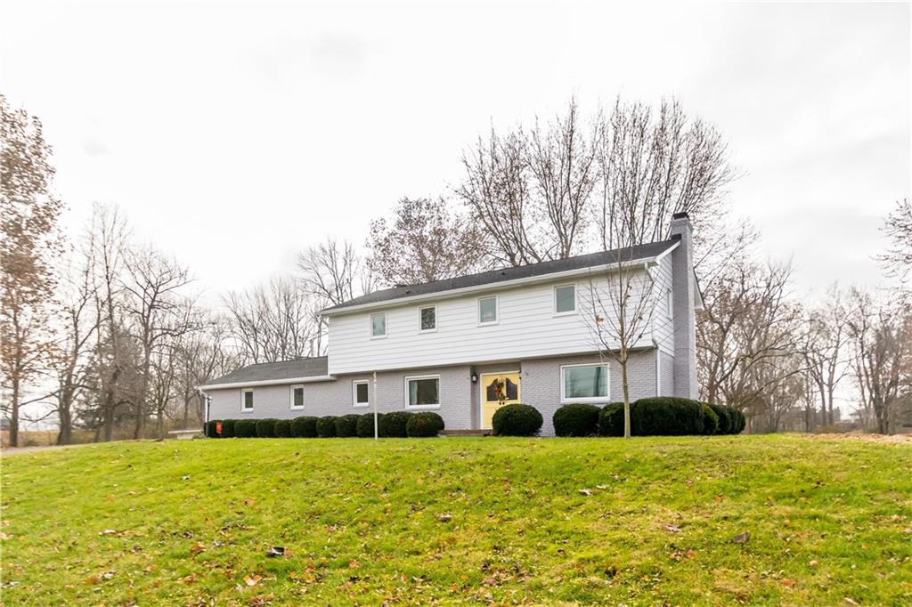 1455 East Davis Road Greenfield, IN 46140 - Photo 3 of 47 Gallery Image 3