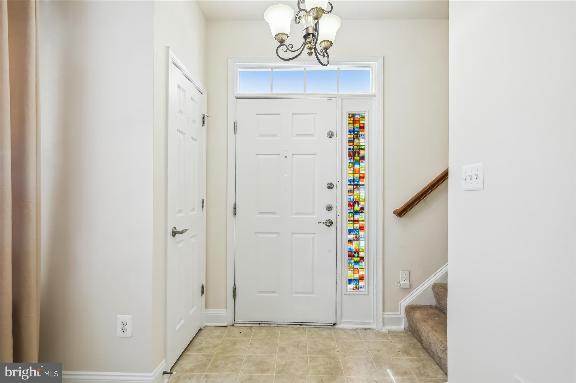 400 Ruddy Duck Court Cambridge, MD 21613 - Photo 3 of 37 Entry Foyer