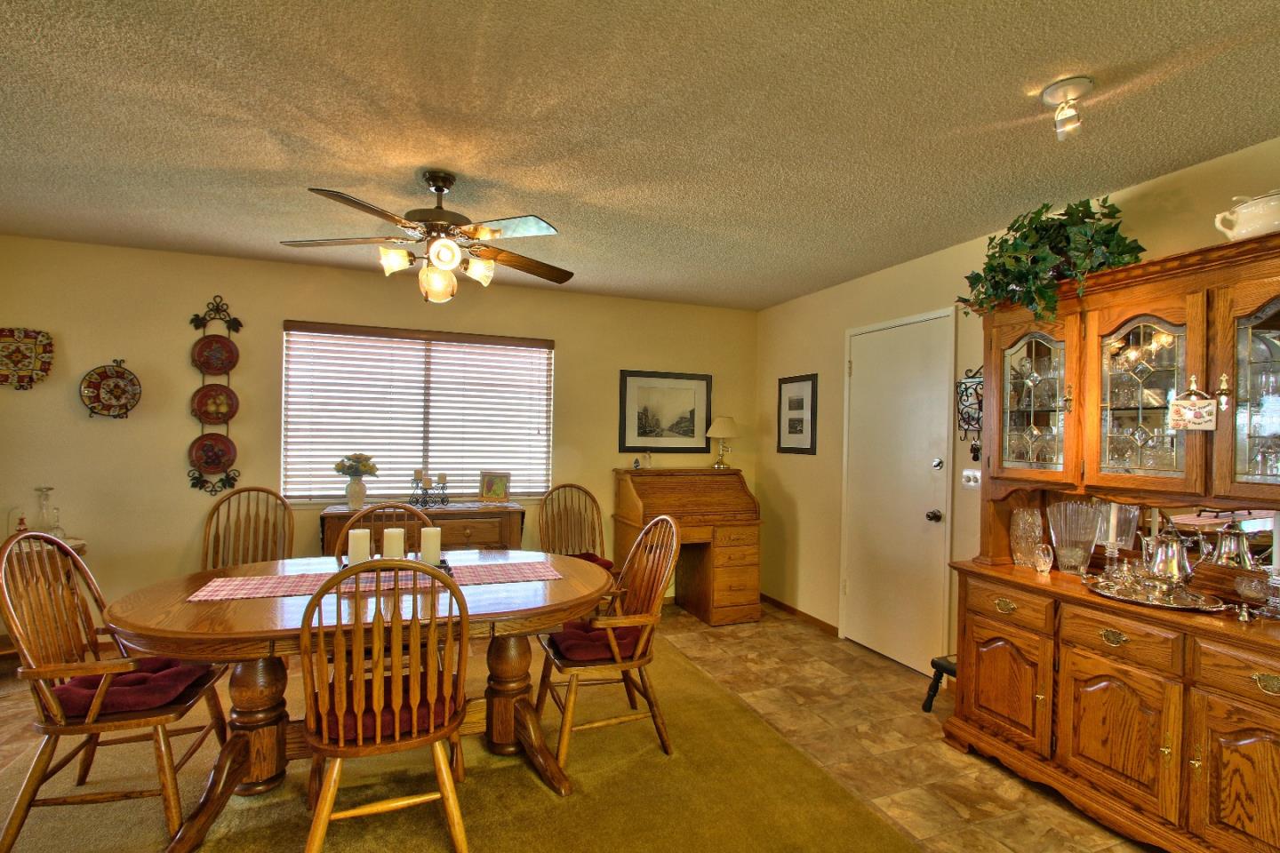 303 Stirling Road Salinas, CA 93906 - Photo 12 of 28 Gallery Image 12