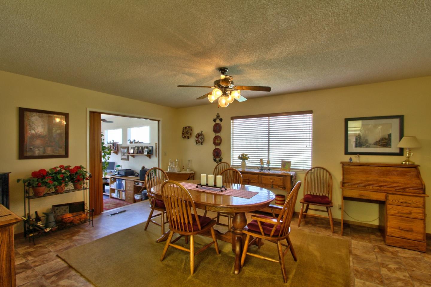 303 Stirling Road Salinas, CA 93906 - Photo 13 of 28 Gallery Image 13