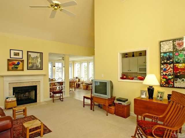 4321 Willow Lake Road Raleigh, NC 27616 - Photo 4 of 12 Family room