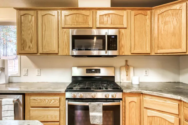 $369,000 | 10648 Honey Bear Lane, Whitmore, CA 96096