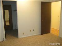5400 Maple Ridge Road, Unit 14 Haslett, MI 48840 - Photo 5 of 5