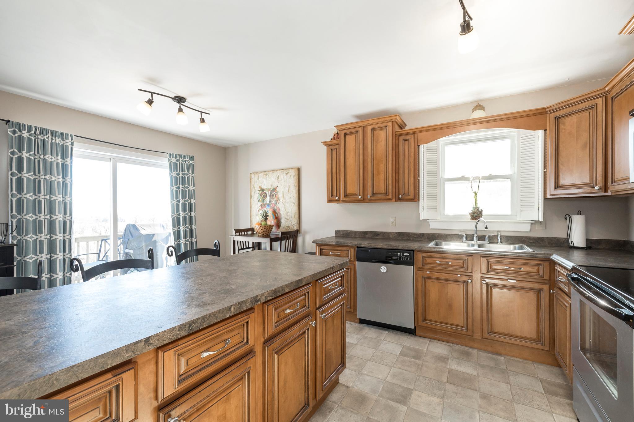 1388 Evans Road Pottstown, PA 19465 - Photo 9 of 30 Kitchen