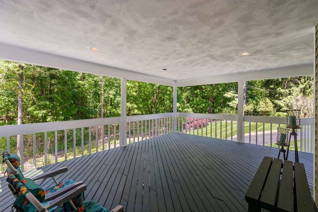 1 Sutton Place Weston, MA 02493 - Photo 25 of 34