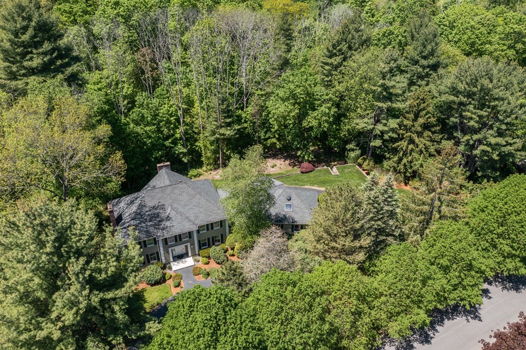1 Sutton Place Weston, MA 02493 - Photo 32 of 34
