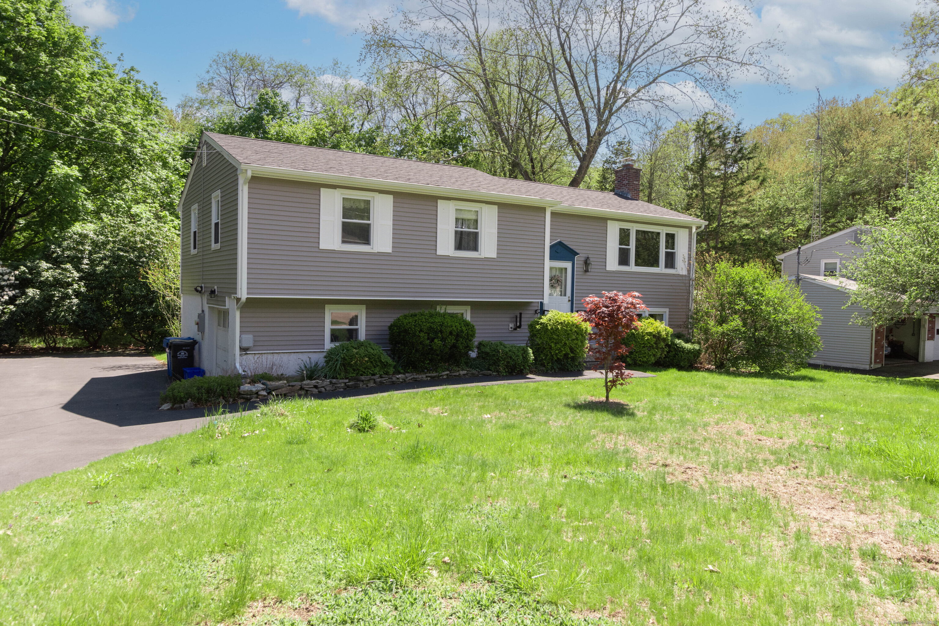 843 Long Cove Road Ledyard, CT 06335 - Photo 1 of 1 Gallery Image 1