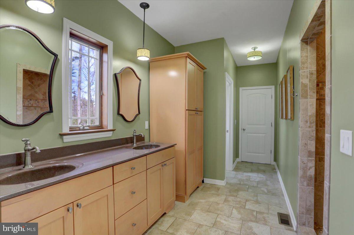 552 Hilltop Road York Springs, PA 17372 - Photo 39 of 72 Gallery Image 39