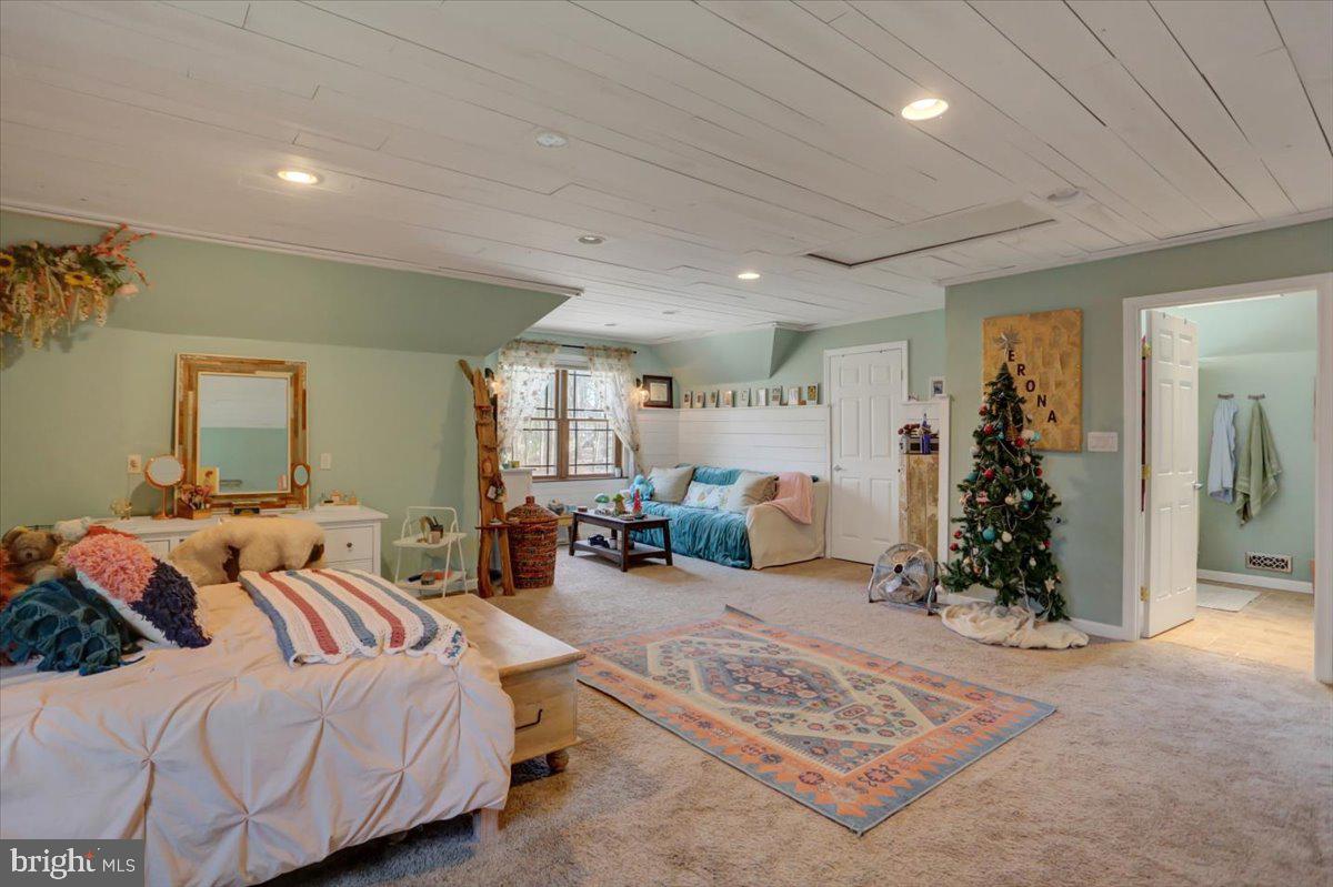 552 Hilltop Road York Springs, PA 17372 - Photo 44 of 72 Gallery Image 44
