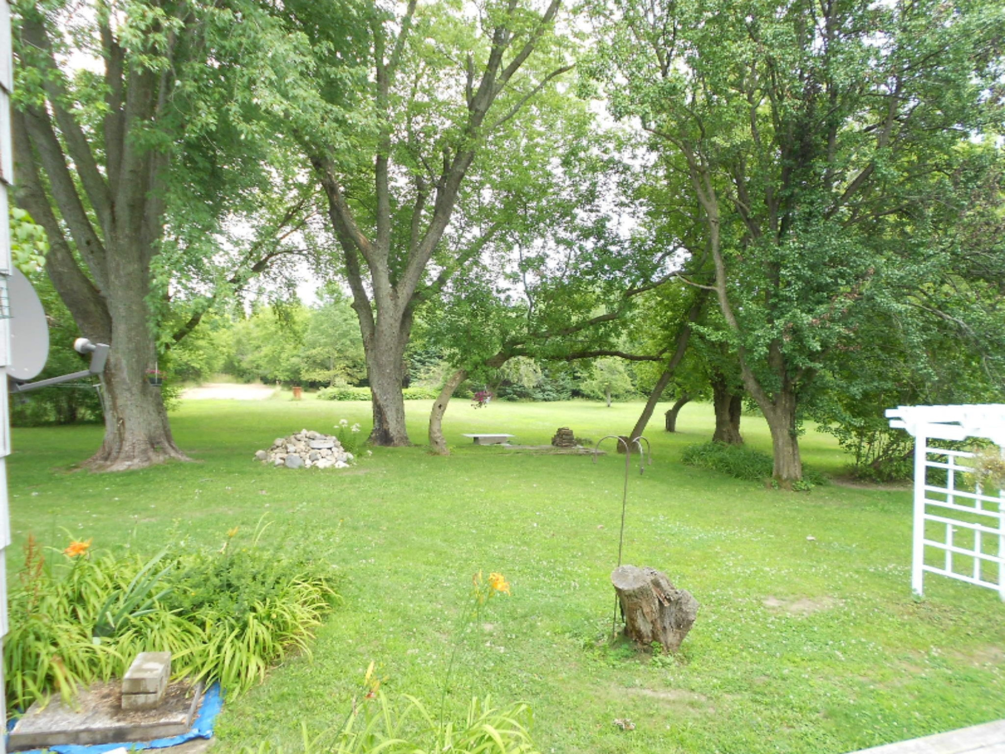 642 North Gordon Road Scottville, MI 49454 - Photo 4 of 21 066