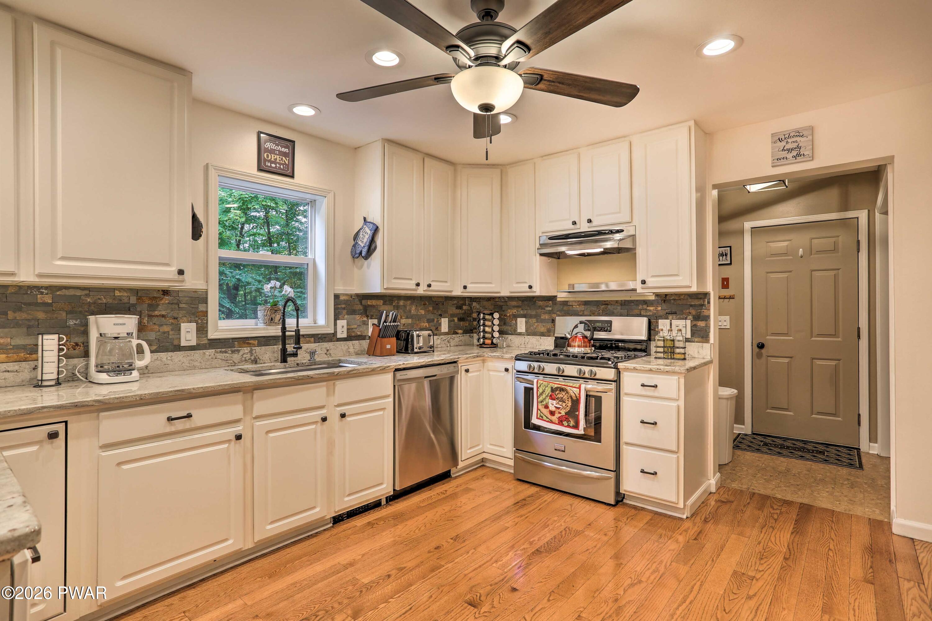 165 Rockway Road Lake Ariel, PA 18436 - Photo 16 of 82