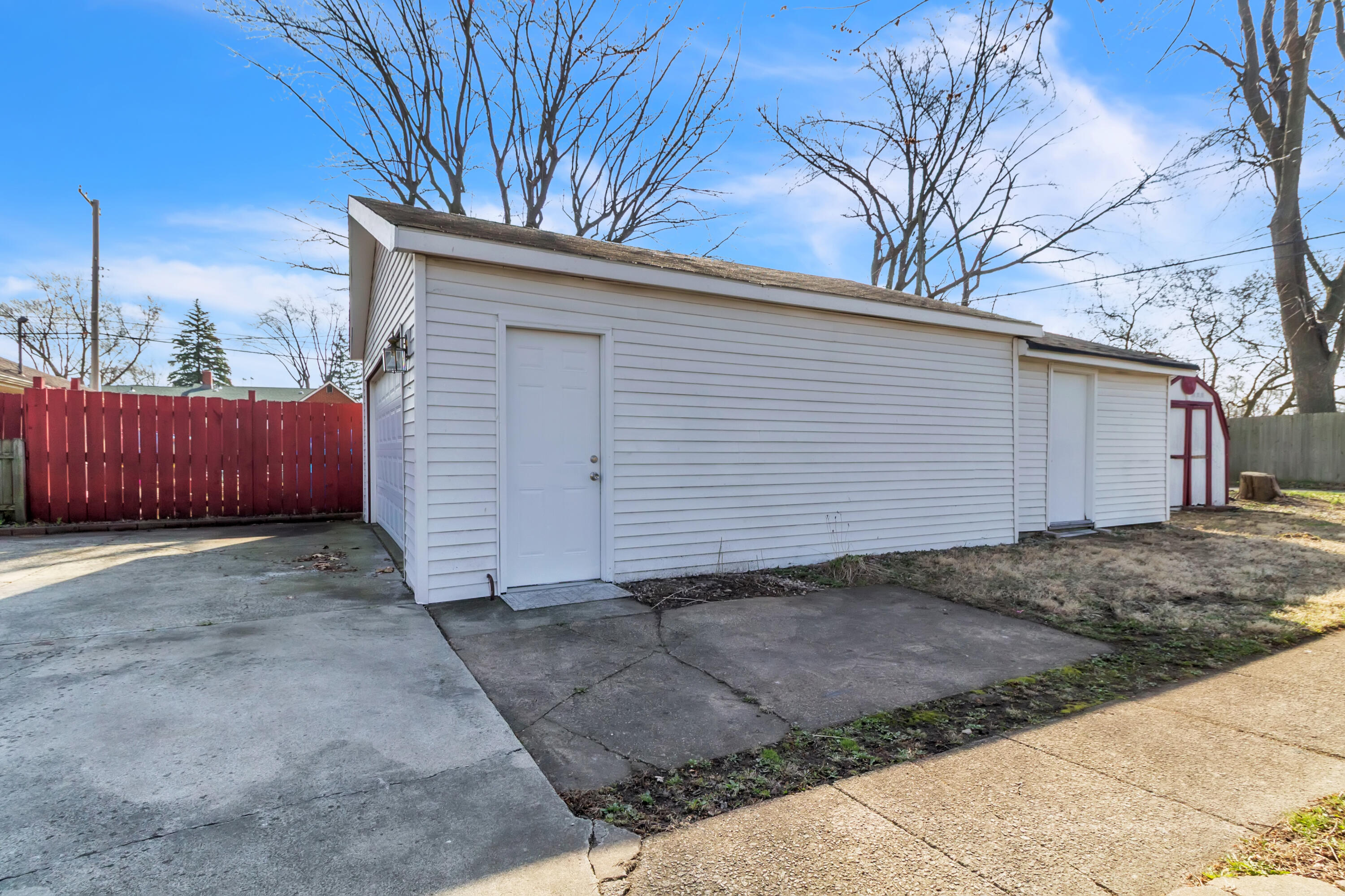 555 West Pine Street Griffith, IN 46319 - Photo 21 of 21 3000x2000