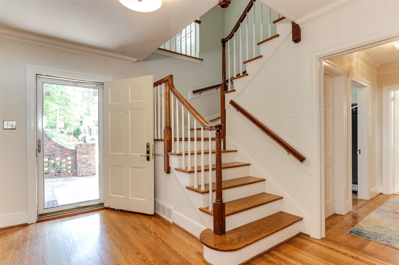 2720 Bedford Avenue Raleigh, NC 27607 - Photo 5 of 30 Photo 5