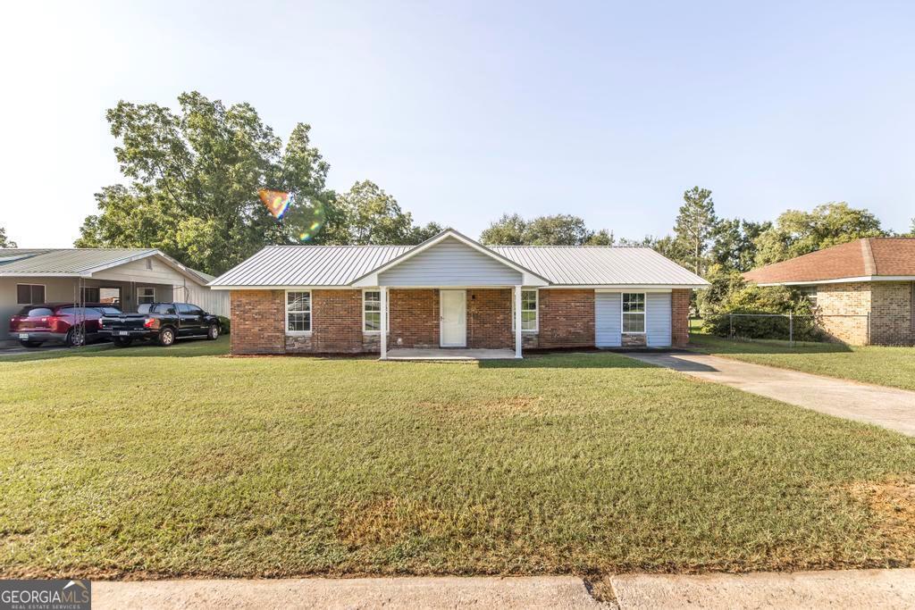 112 Cascade Circle Dublin, GA 31021 - Photo 1 of 1 Gallery Image 1