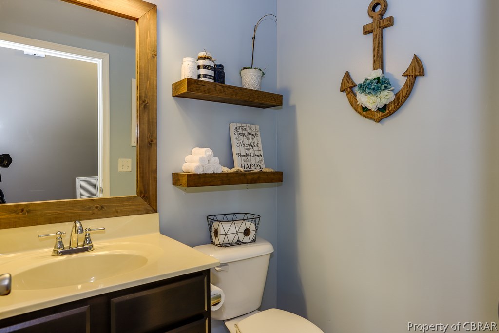 3984 Ordinary Loop Hayes, VA 23072 - Photo 17 of 35 Gallery Image 17