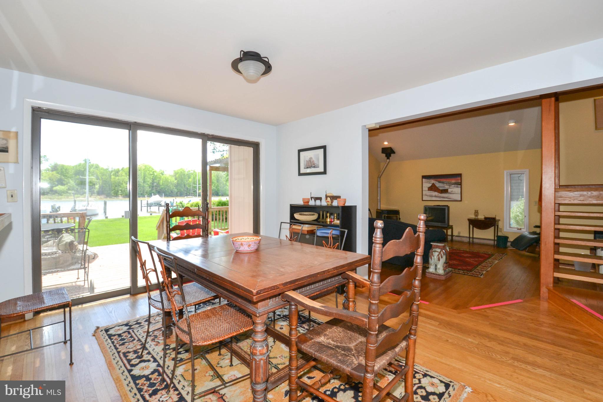 3962 Germantown Road Edgewater, MD 21037 - Photo 15 of 52 Waterfront Dining Room