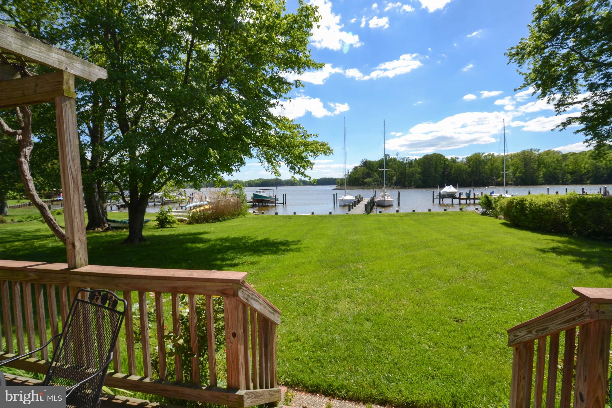3962 Germantown Road Edgewater, MD 21037 - Photo 27 of 52 Waterfront Deck