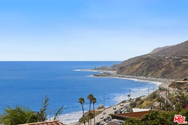 $4,995,000 | 17713 Posetano Road, Pacific Palisades, CA 90272