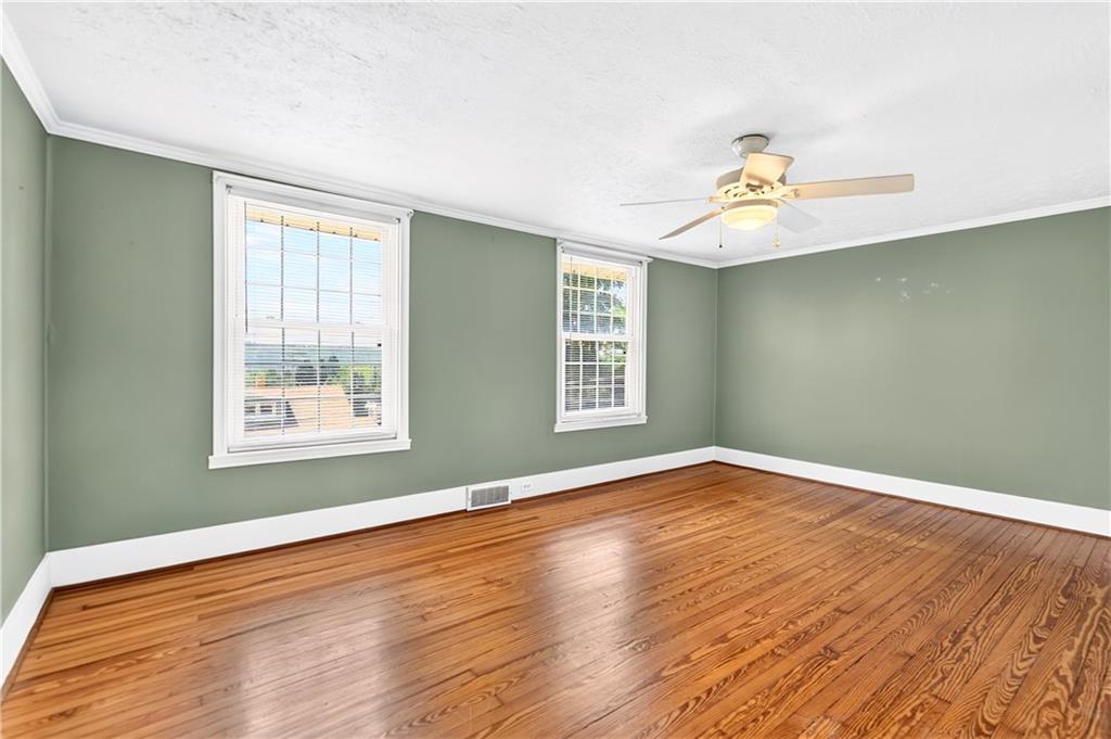 781 Elk Avenue Rochester, PA 15074 - Photo 27 of 50