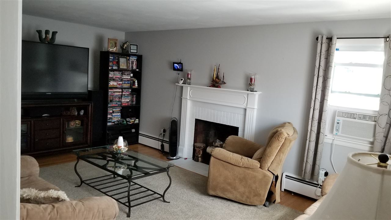 8 Taylor Drive Springfield, VT 05156 - Photo 7 of 23