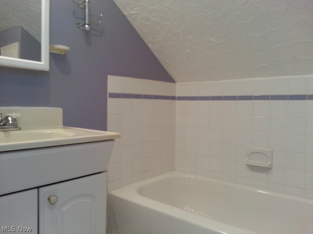 9415 West Moreland Road Parma, OH 44129 - Photo 18 of 25 Gallery Image 18