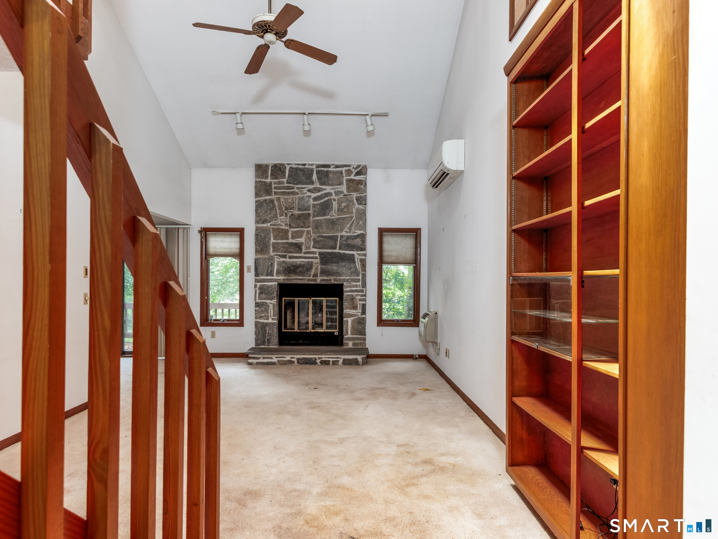 9 Sandy Brook Road, Unit 2 Clinton, CT 06413 - Photo 4 of 39