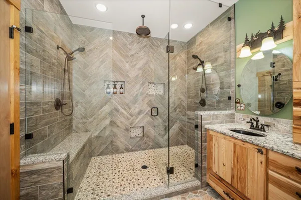 $1,995,000 | 6650 Blueridge Way, Deer Park, WA 99006