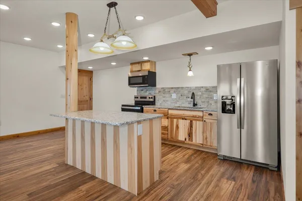 $1,995,000 | 6650 Blueridge Way, Deer Park, WA 99006