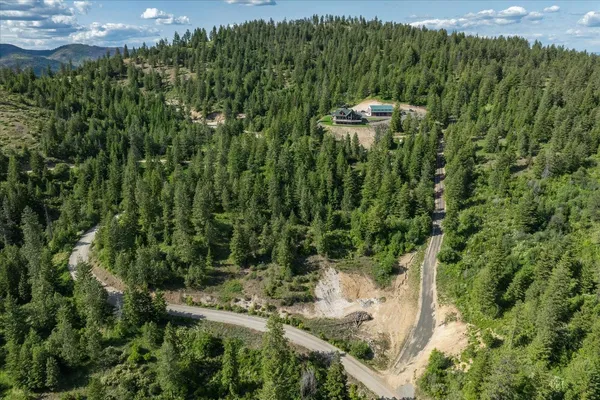 $1,995,000 | 6650 Blueridge Way, Deer Park, WA 99006