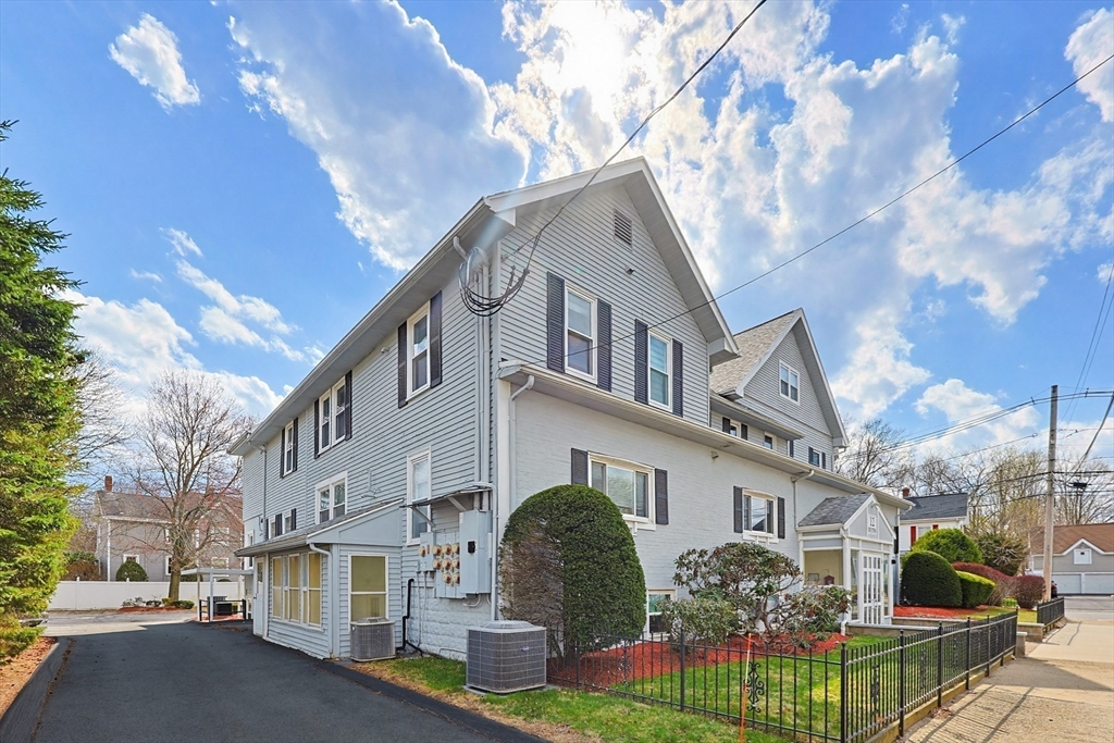 12 Benton Street, Unit 4 Stoneham, MA 02180 - Photo 35 of 36