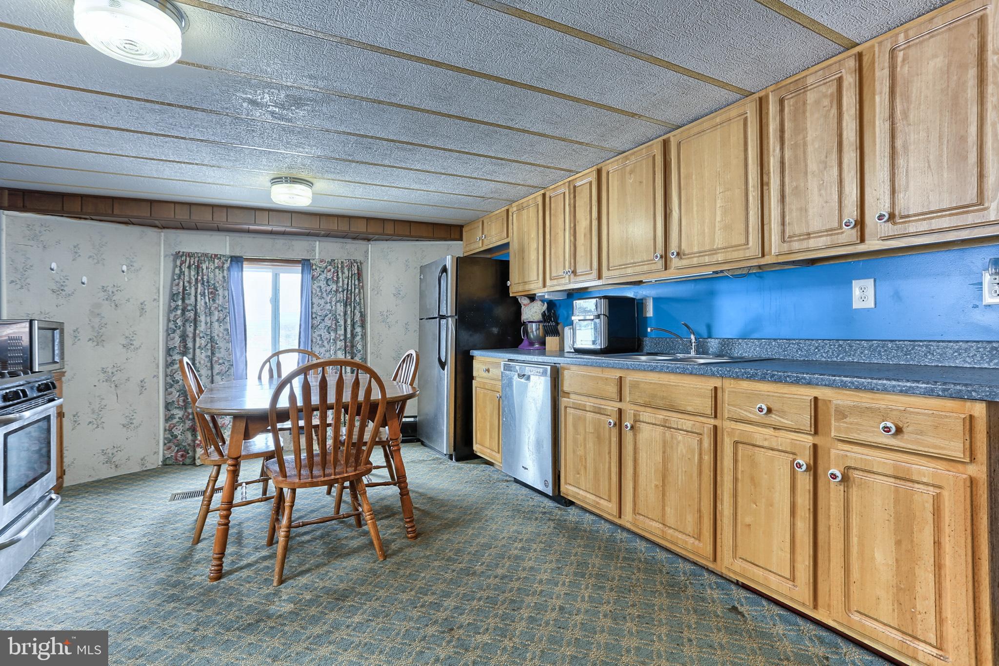 450 Cornman Road Carlisle, PA 17013 - Photo 4 of 33 Gallery Image 4