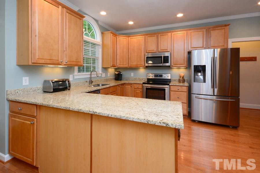 2709 Sunnystone Way Raleigh, NC 27613 - Photo 5 of 25