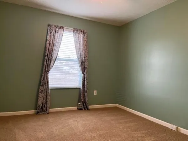 $2,200 | 209 Ascot Court, Coraopolis, PA 15108