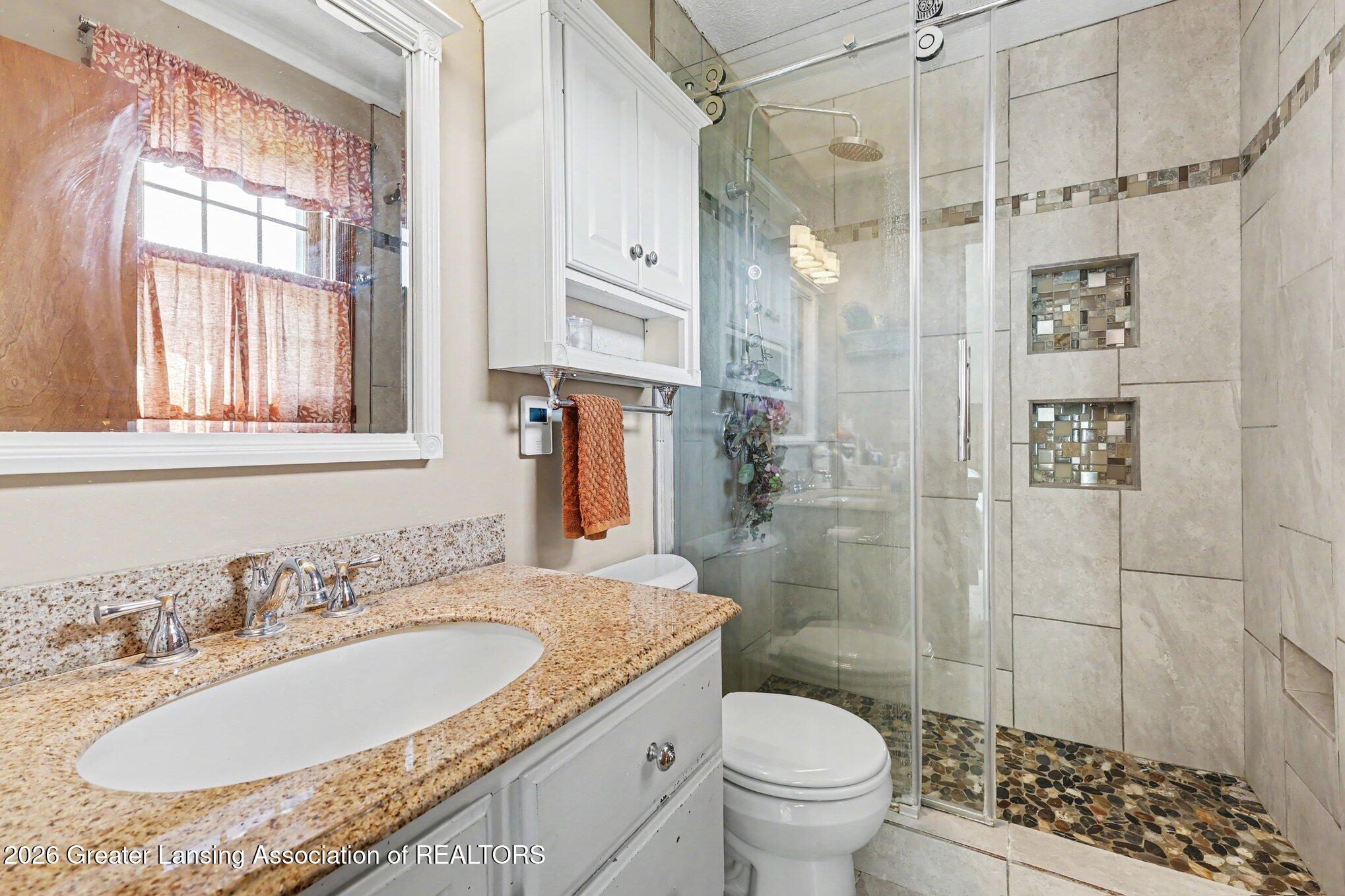 1505 Stillman Road Mason, MI 48854 - Photo 24 of 37 Primary Bathroom