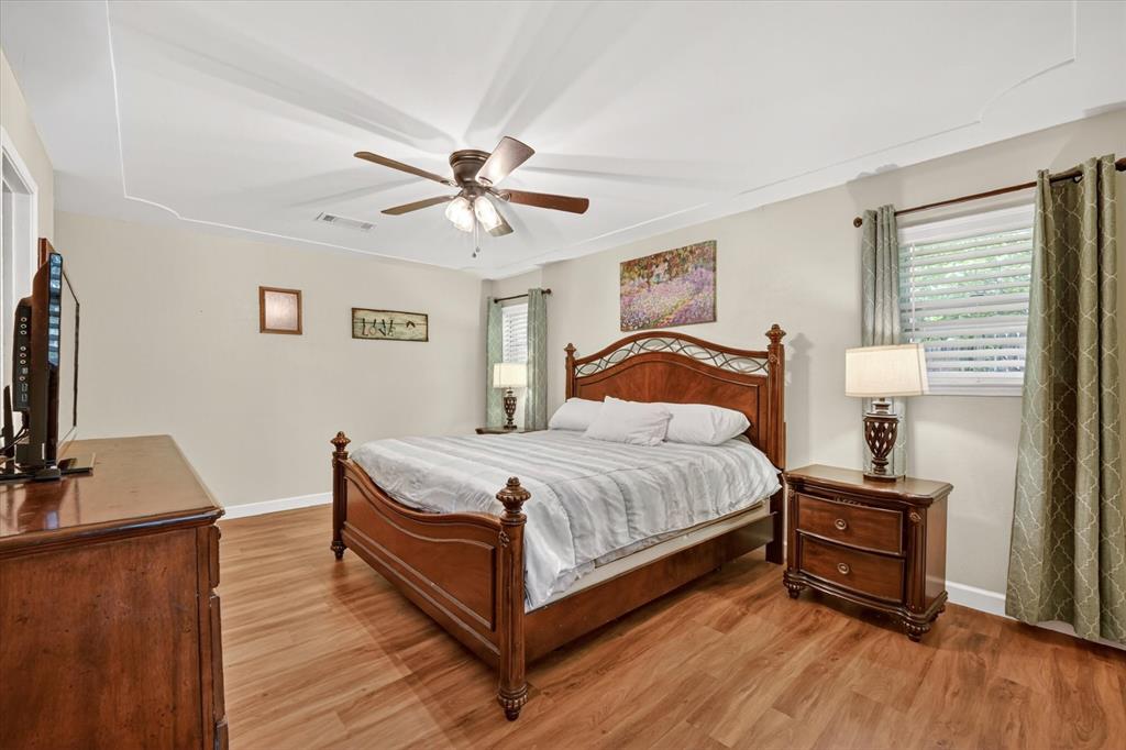 2214 Ravinia Drive Arlington, TX 76012 - Photo 21 of 40